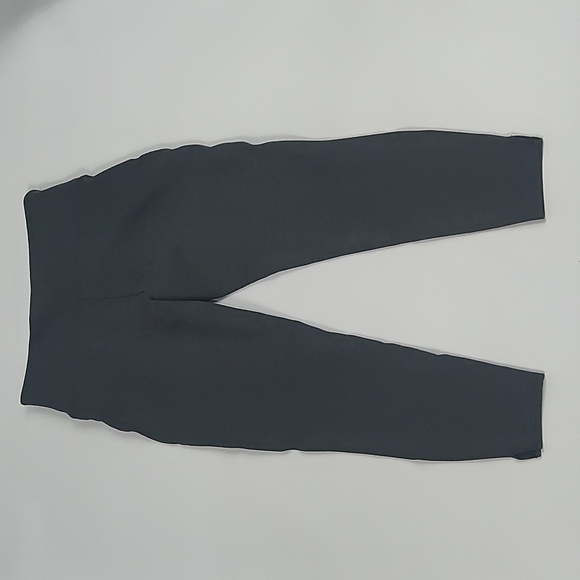 Spanx Ankle Length Ponte Legging - Picture 6 of 10